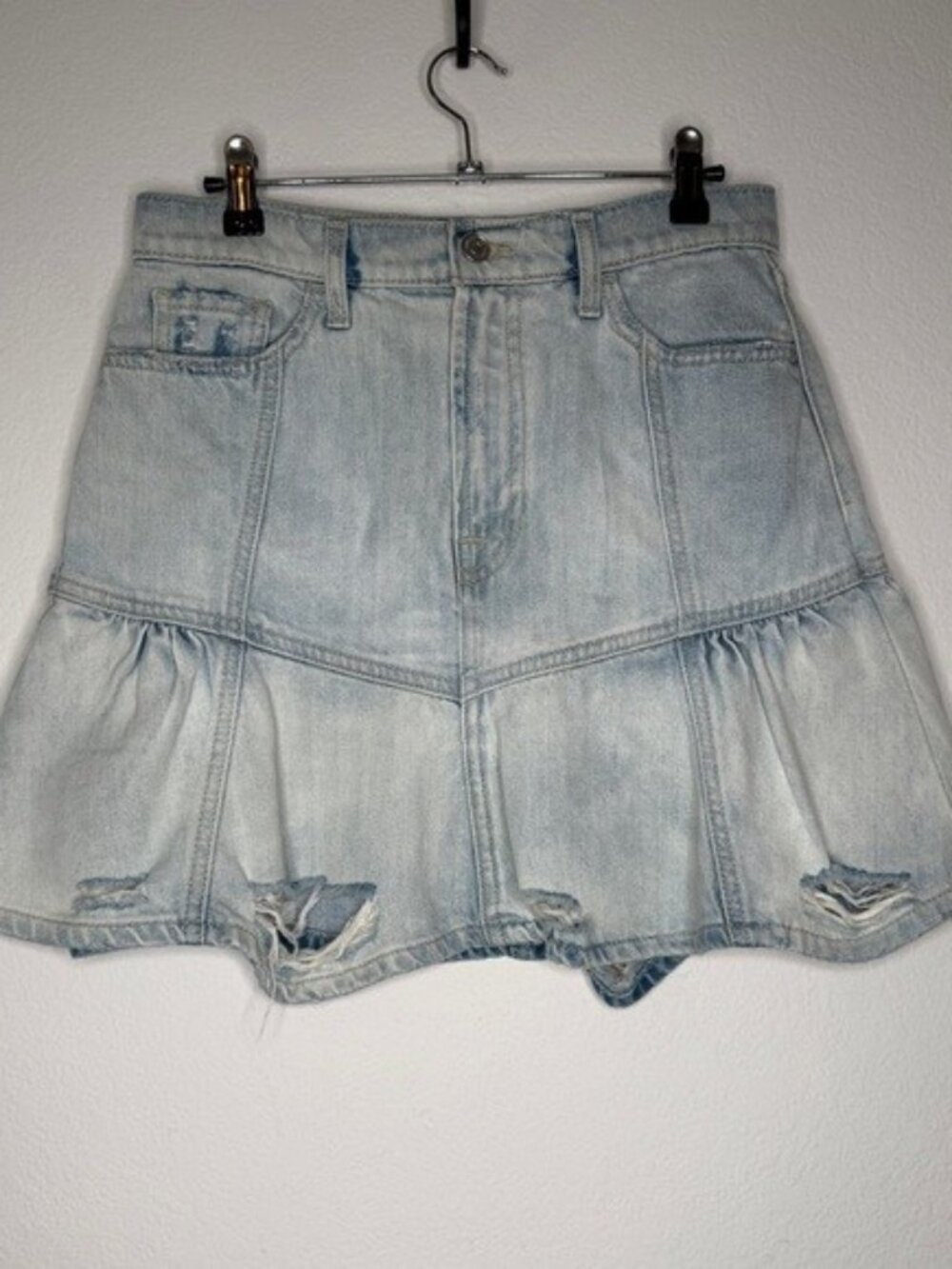 7 For All Mankind Peplum Distressed Light Wash Denim Mini Skirt Size 4